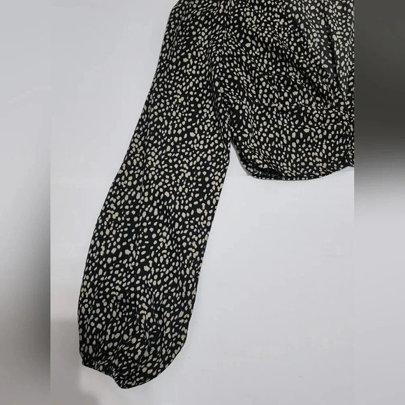 Shein Black Leopard Print Crop Blouse Bell Sleeves, sz XS - Picture 11 of 14